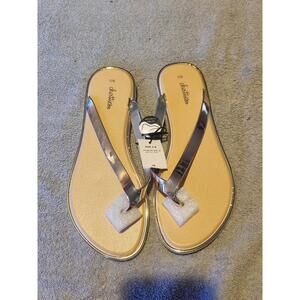 CHATTIES Womens 7/8 Metallic Pink Rubber Flip Flops Thong Sandals